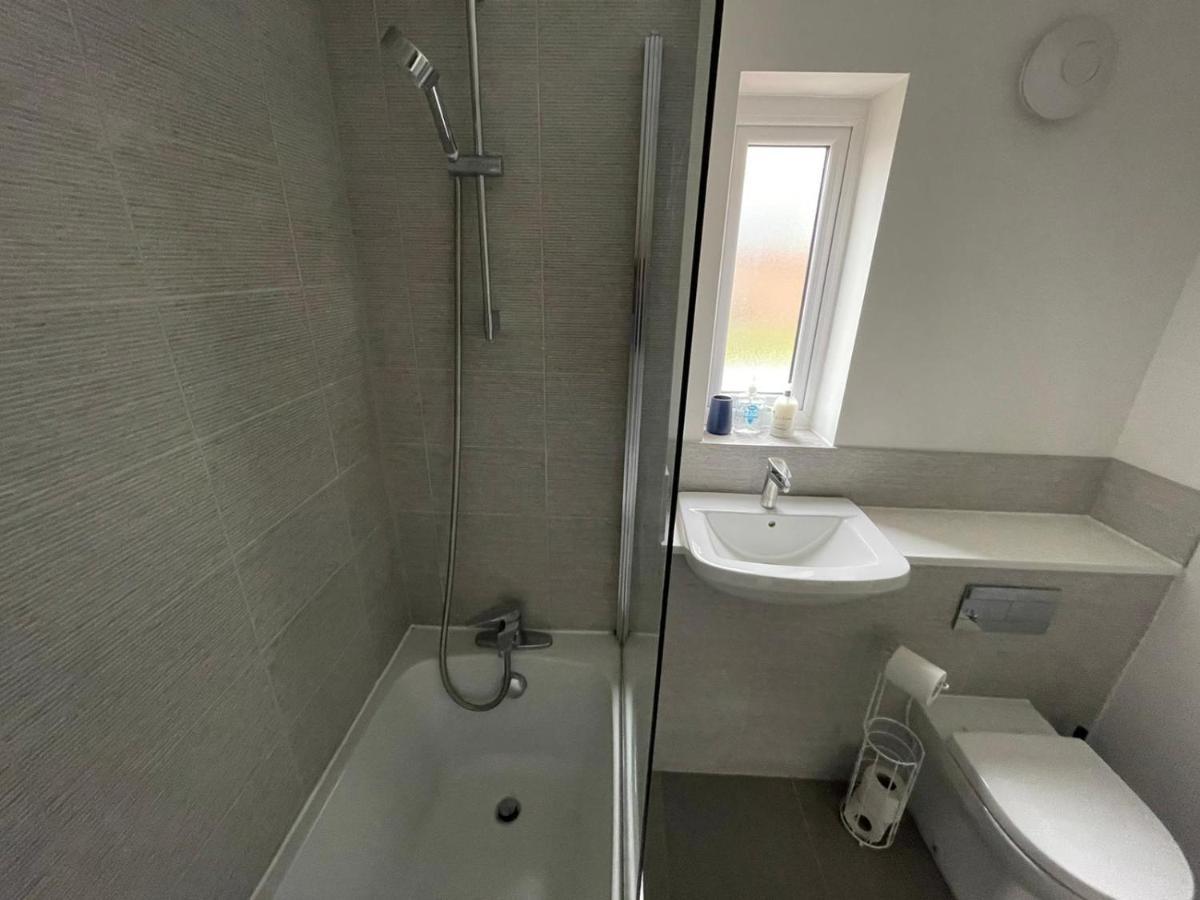 Modern Room With Huge Bed - Walk To City Centre! 曼彻斯特 外观 照片