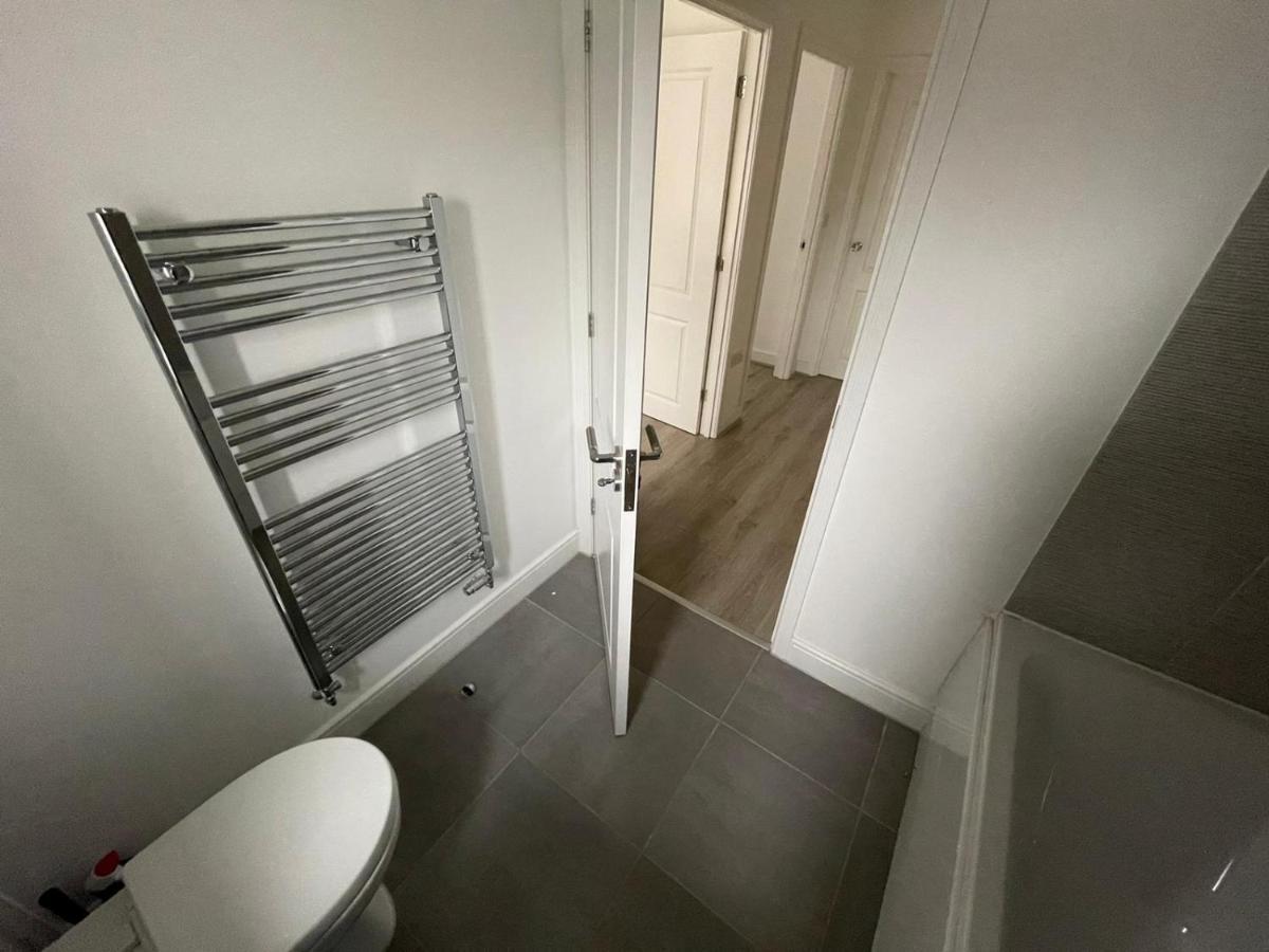 Modern Room With Huge Bed - Walk To City Centre! 曼彻斯特 外观 照片