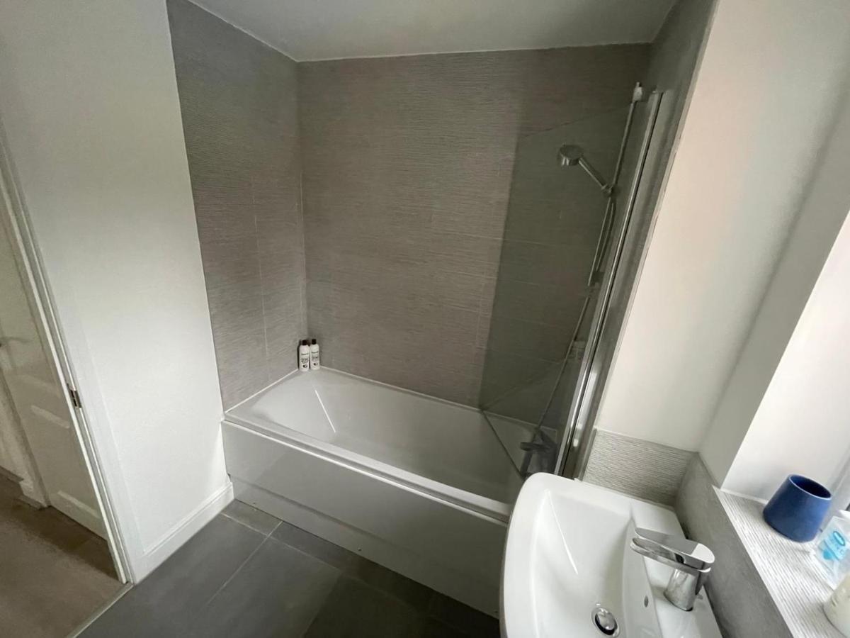 Modern Room With Huge Bed - Walk To City Centre! 曼彻斯特 外观 照片